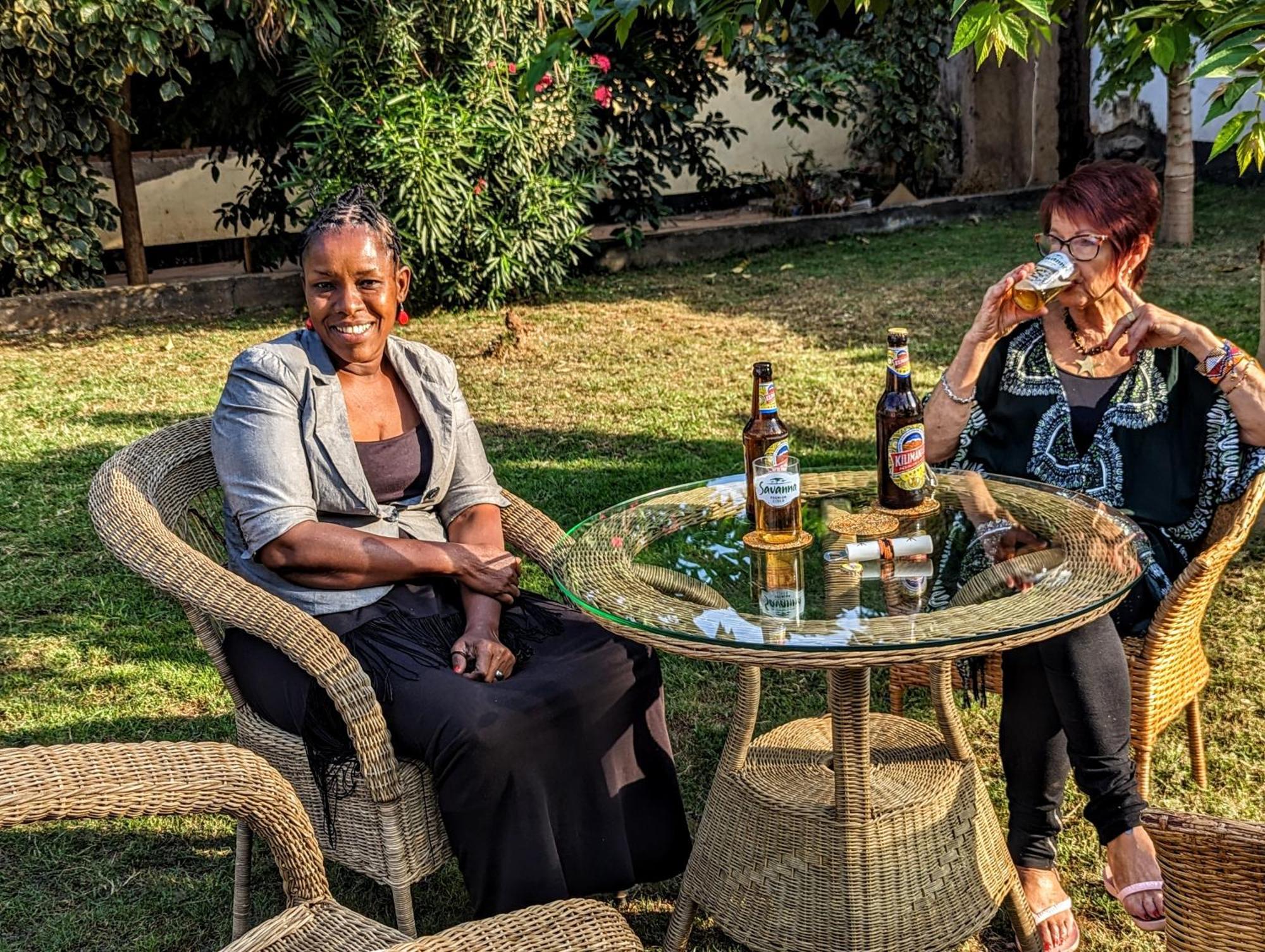 The Lion King Homestay Moshi Buitenkant foto